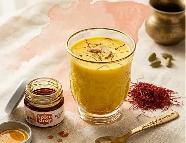 Kesar Milk (Saffron Doodh)